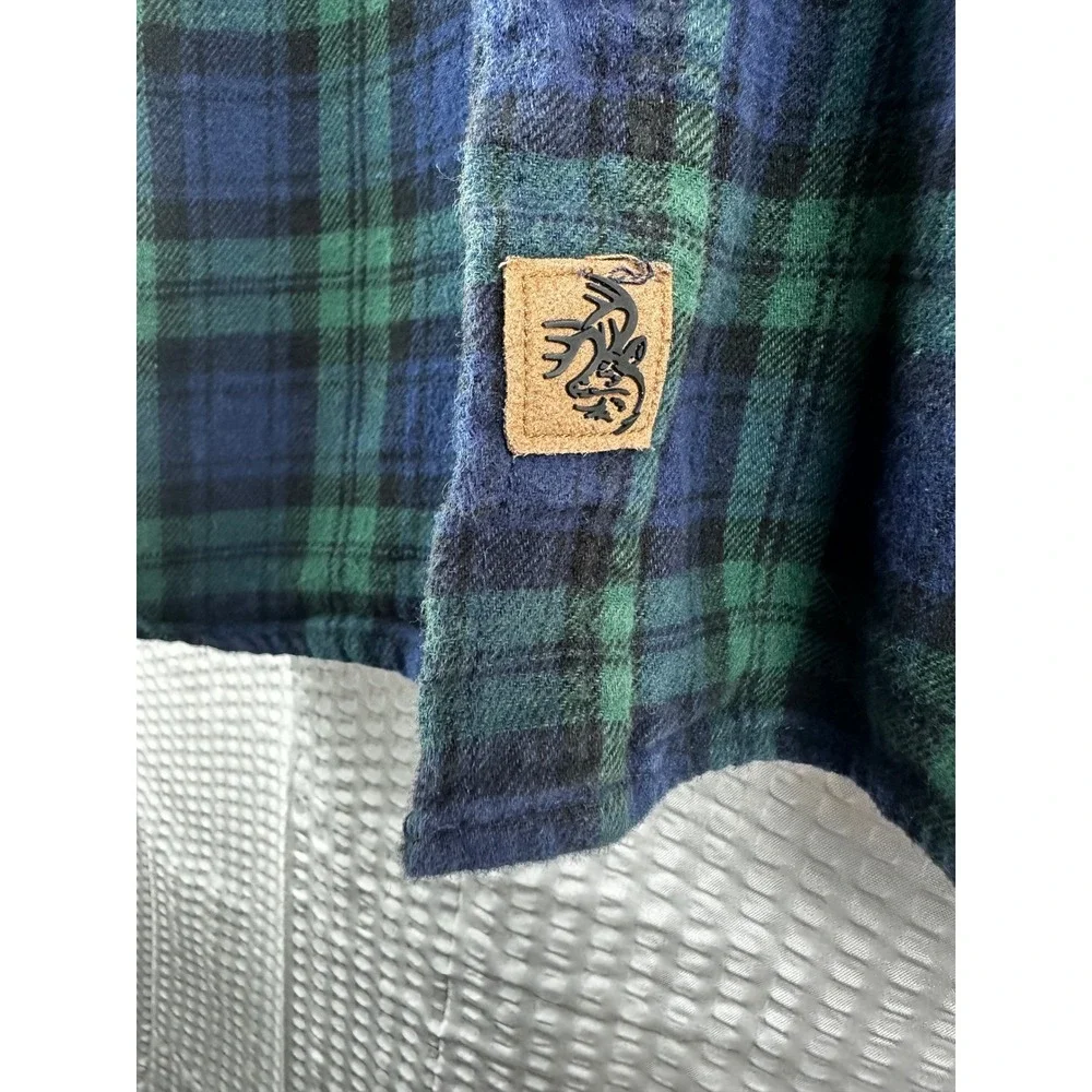 Legendary White Tails The Original Buck Camp Shirt LARGE Plaid‎ Corduroy cuffs
